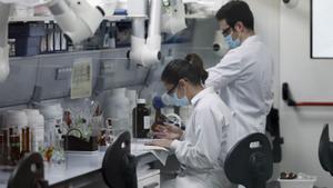 Catalunya és la segona regió europea amb més treballadors en la indústria farmacèutica