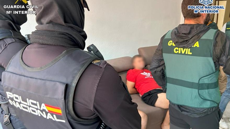 Siete detenidos en Alicante y El Campello por más de 100 robos en viviendas