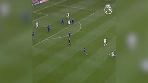 El gol de Nicolas Anelka contra el Everton