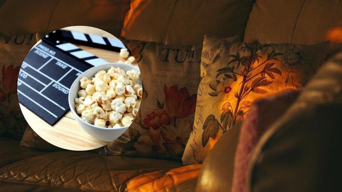 Película, palomitas, sofá y manta.