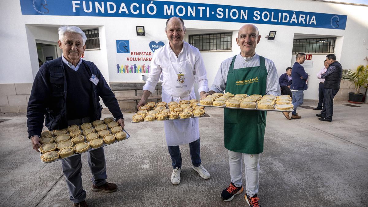 Blai Vidal, César García y Tomeu Arbona en el taller solidario