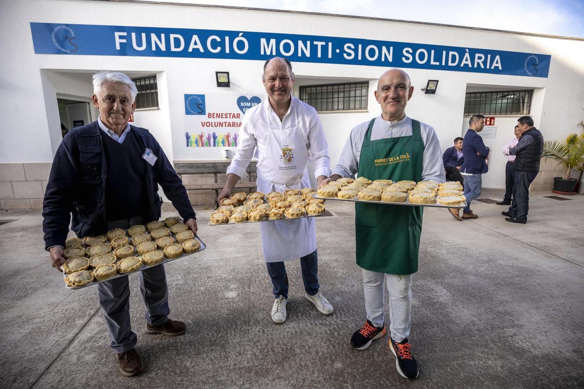 Blai Vidal, César García y Tomeu Arbona en el taller solidario