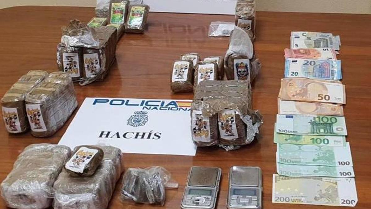 Incautación de hachis por las Fuerzas y Cuerpos de Seguridad del Estado.