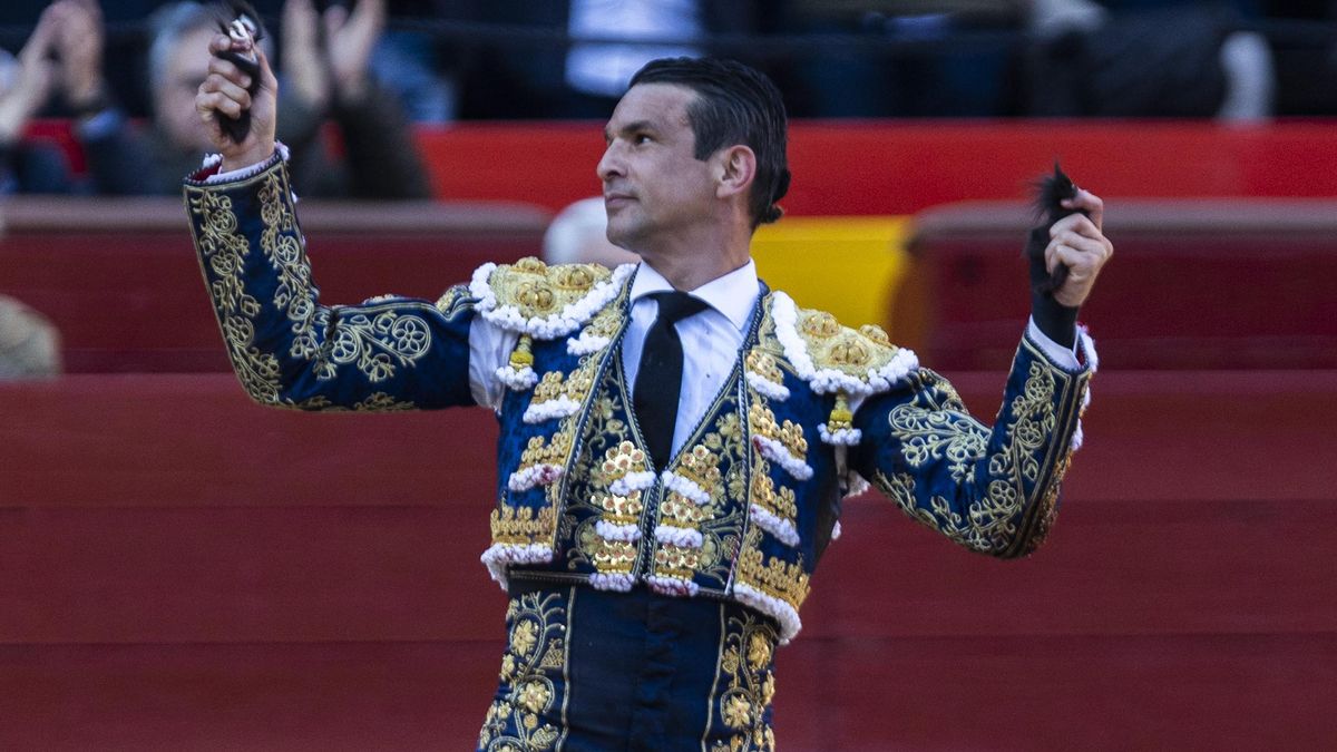 El torero José María Manzanares, en una de sus faenas.