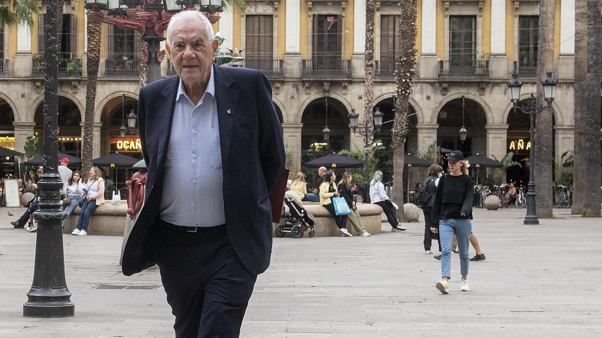 El líder de ERC en Barcelona, Ernest Maragall, en la plaza Reial