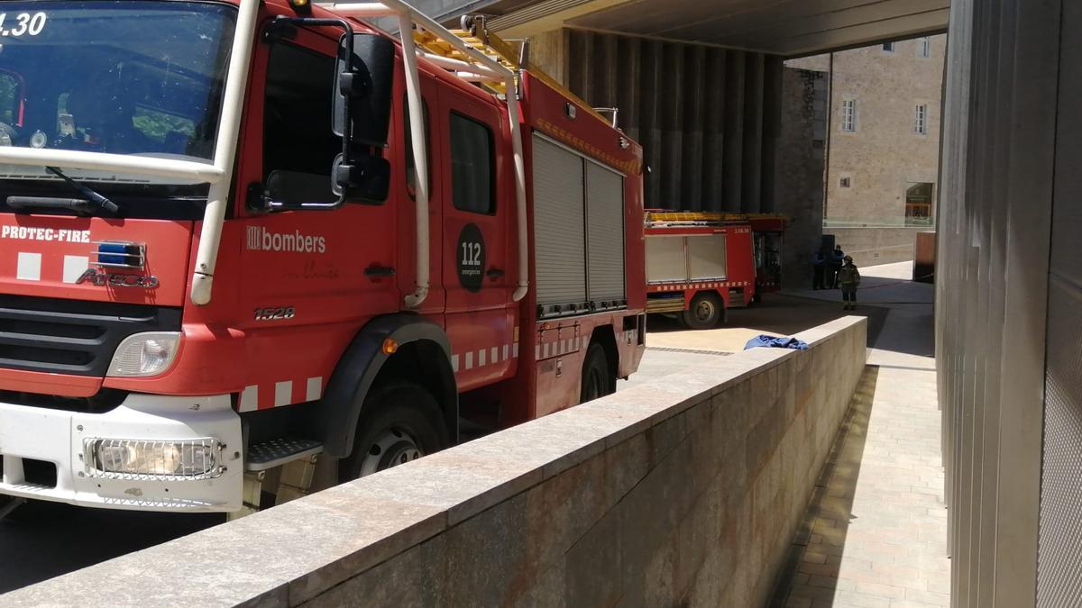 Evacuen els treballadors de la seu de Generalitat de Girona per una alarma d'incendi