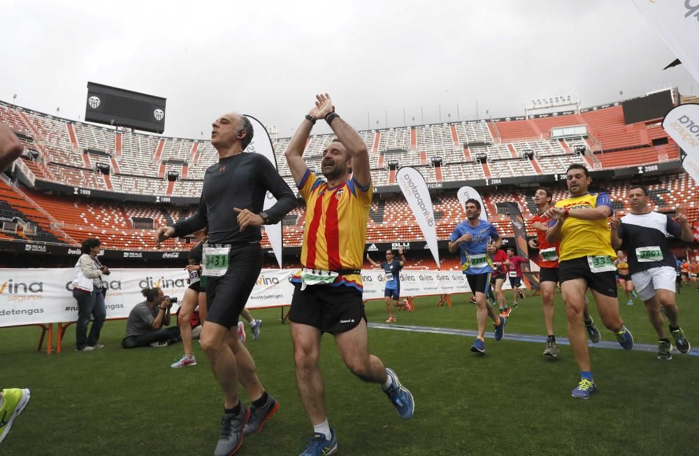 Búscate en la Volta a Peu Valencia CF