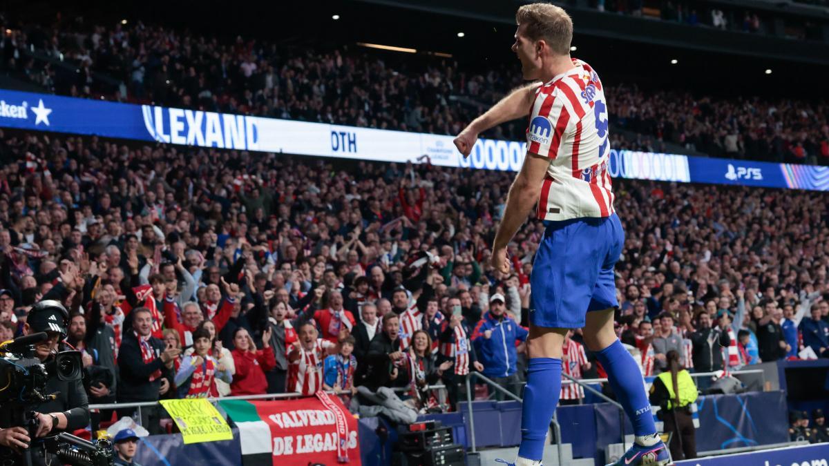 Sorloth celebrando uno de sus goles con el Atlético de Madrid