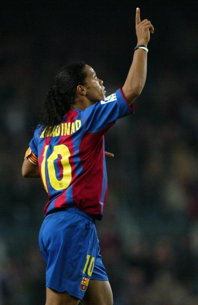 26. Ronaldinho