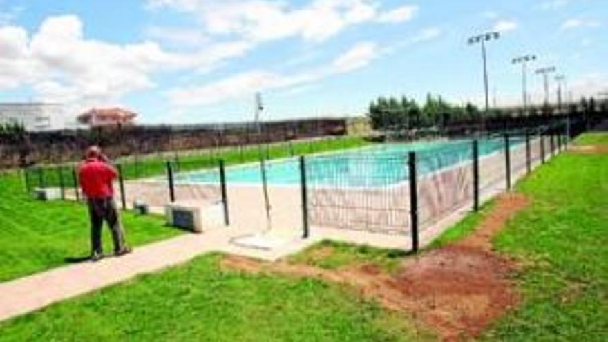 La Zona Sur estrena piscina con la nueva temporada de verano