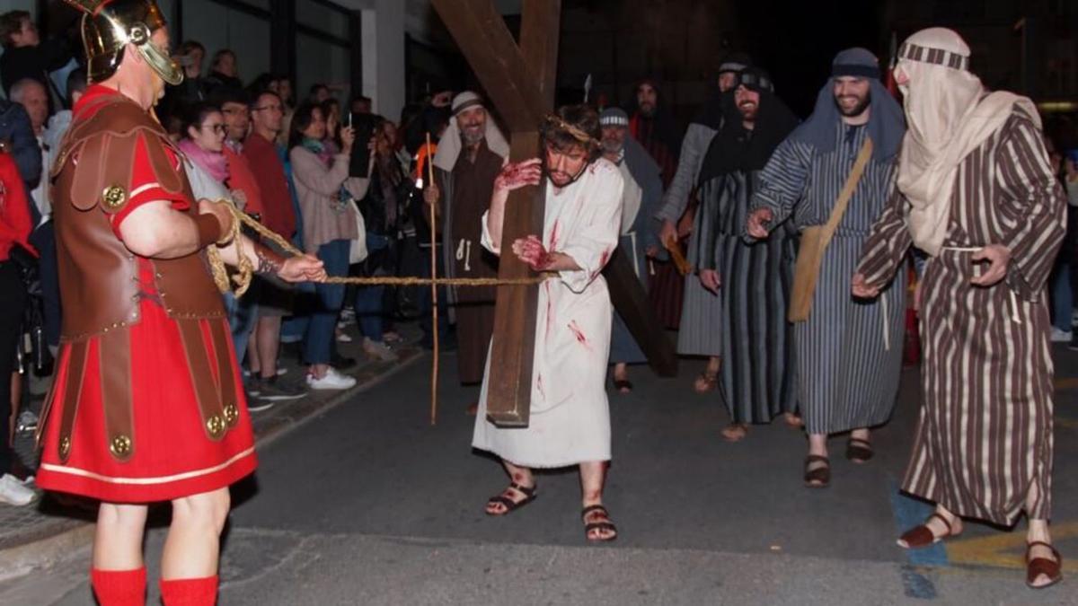 La representació del Via Crucis, en una passada edició. | DDG