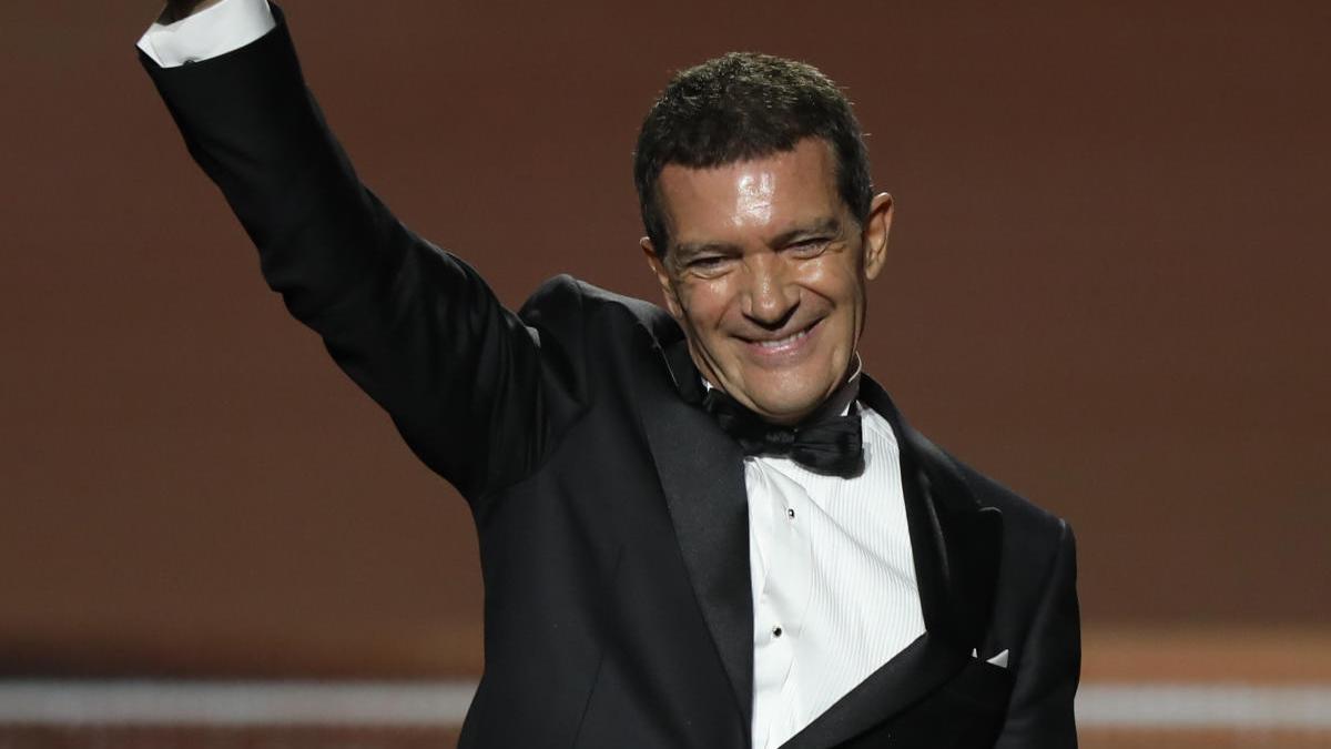 Antonio Banderas.