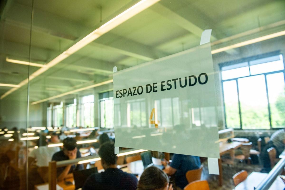 La Avaliación do Bacharelato para o Acceso á Universidade (ABAU) se celebrará los próximos 2, 3 y 4 de junio en la ciudad y marcará el futuro académico de miles de jóvenes