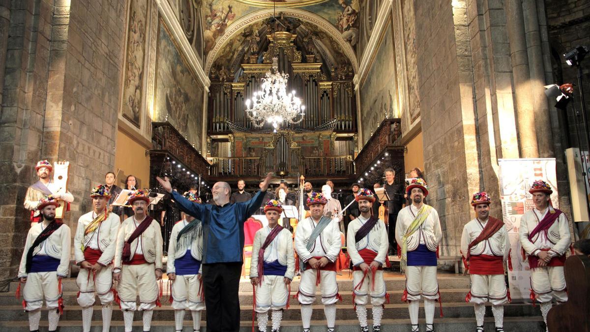 '¡Veniz todos a bailar!' fue el espectáculo estrella del FICS, que ha cosechado un total de 20.000 asistentes en su trigésimo segunda edición.