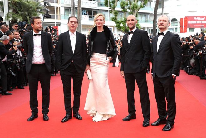 Uma Thurman con chaqueta de cuero el segundo día de Cannes