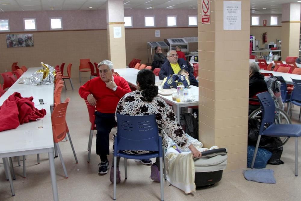 Albergue para los desalojados en el CAR de Los Alc