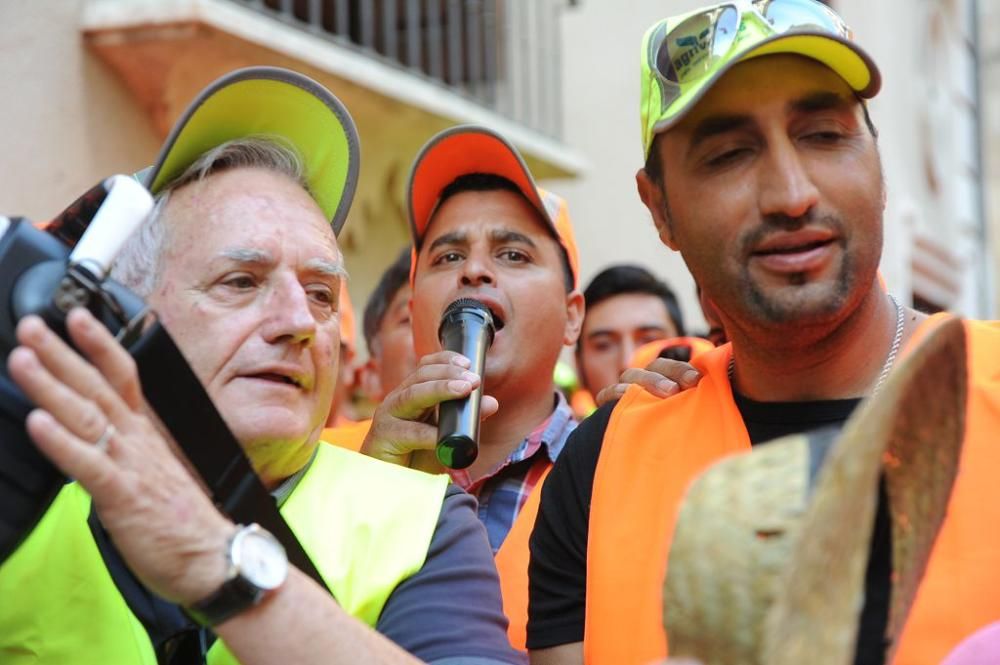 Gran protesta de los agricultores frente a la CHS