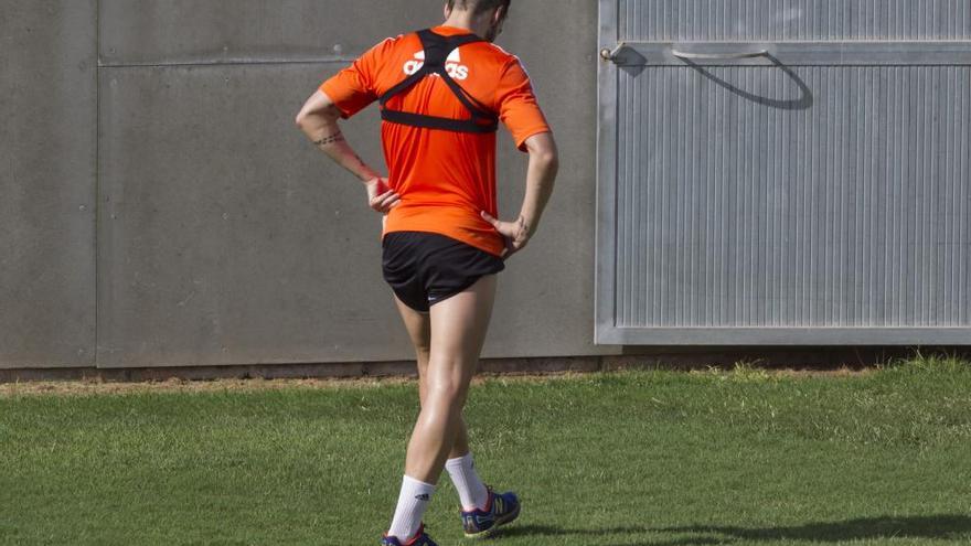 Negredo, ayer en la Ciudad Deportiva de Paterna