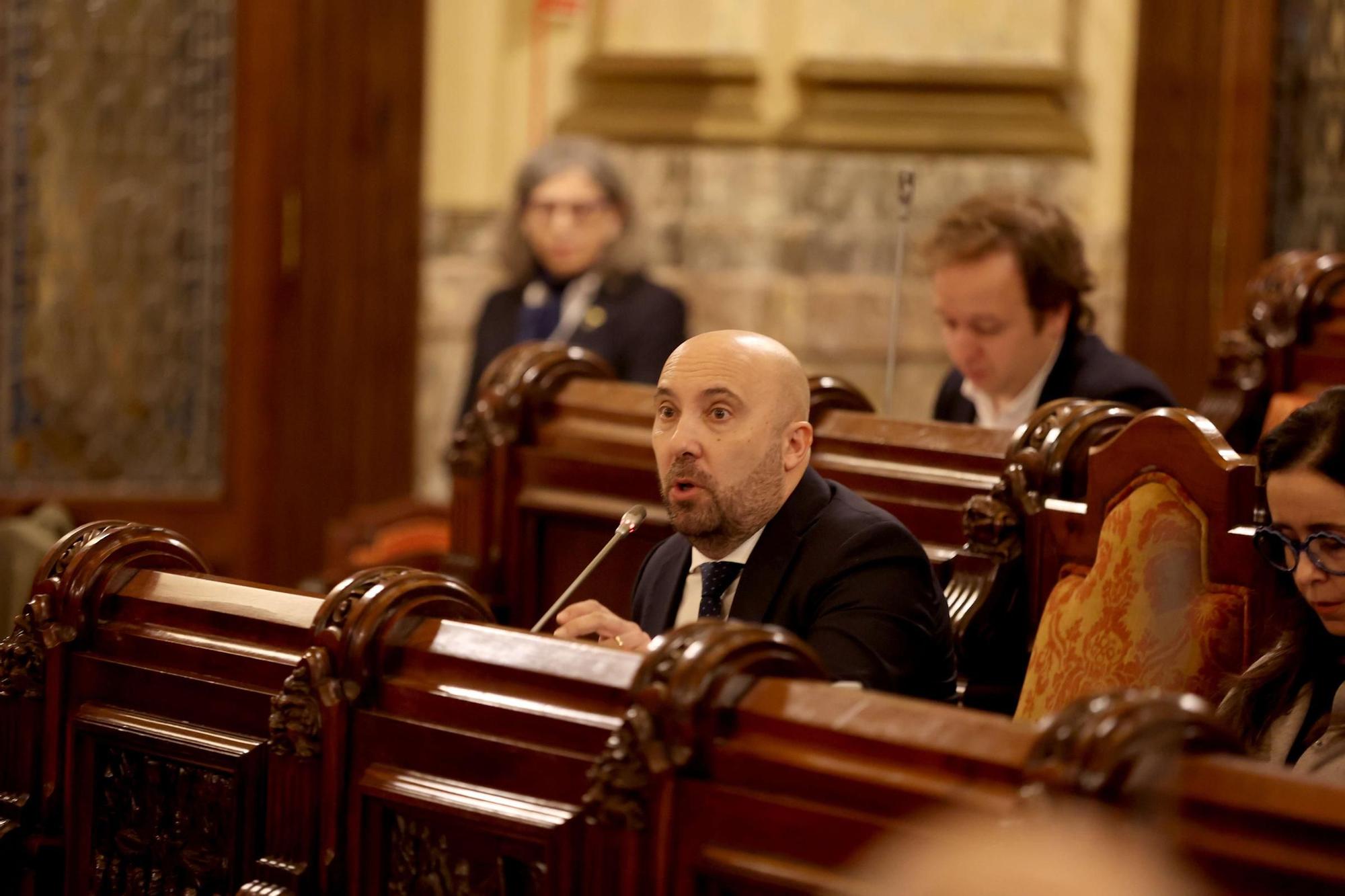 Los presupuestos de A Coruña para 2025 pasan por el pleno municipal
