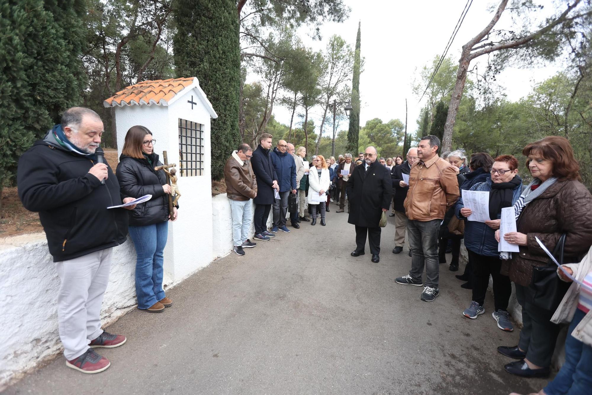 Fotos del vía crucis por el calvario de la ermita del Termet en Vila-real