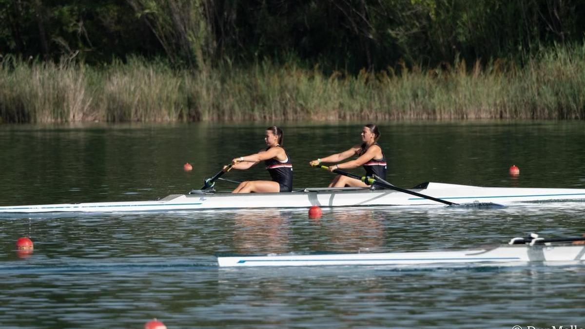 Las hermanas Brel, en pleno esfuerzo.