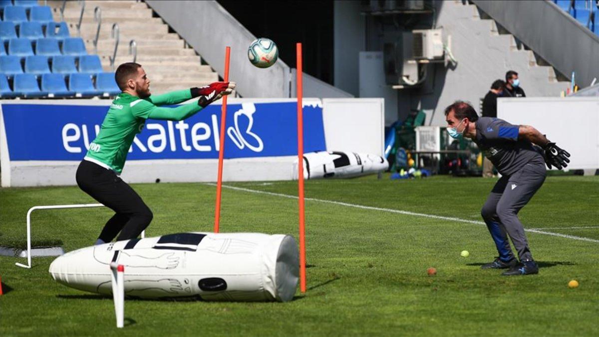 Remiro, durante un entrenamiento tras superar el coronavirus