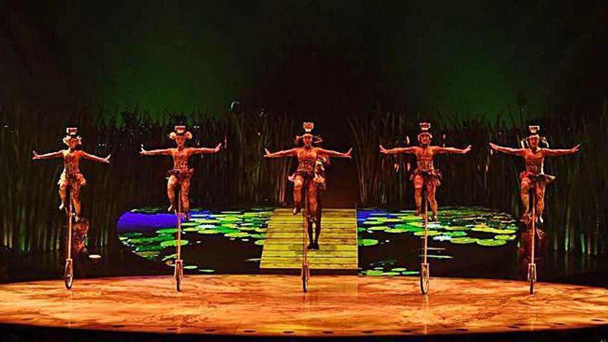 Las artistas durante la inauguración de &#039;Totem&#039;, del Circo del Sol, en Gran Canaria.