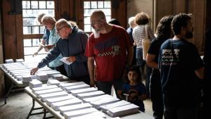 Ciudadanos votando en las pasadas elecciones