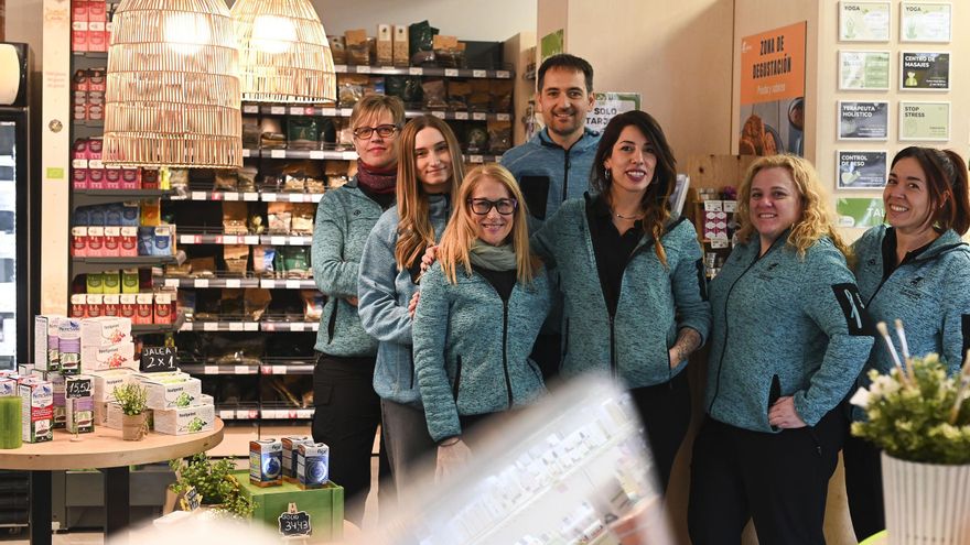 La herboristería de Zaragoza que lleva casi 50 años cuidando de la salud con remedios naturales