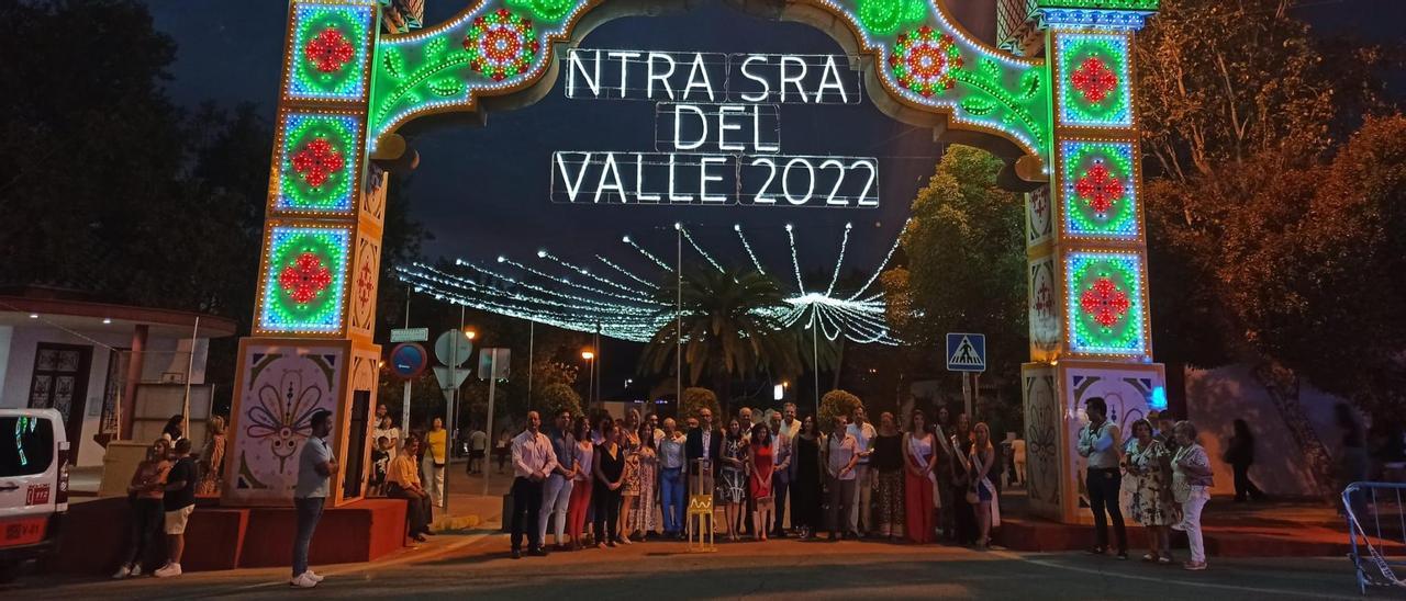 Autoridades en la inauguración de la feria.