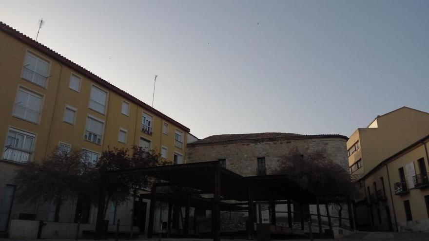 Un rincón del casco antiguo por la mañana