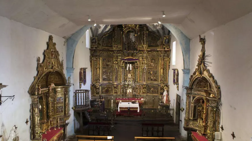 El retablo de una de las iglesias más importantes de Laviana será restaurado (y los trabajos costarán 16.291 euros)