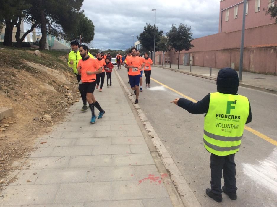 Mig miler d''atletes a la Run 4 Càncer de Figueres