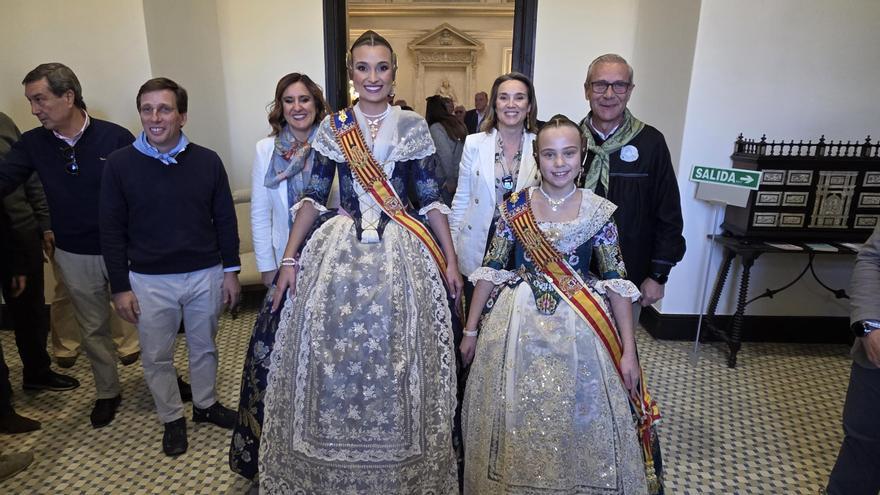 Palco del día 15: cumbre del PP y celebridades