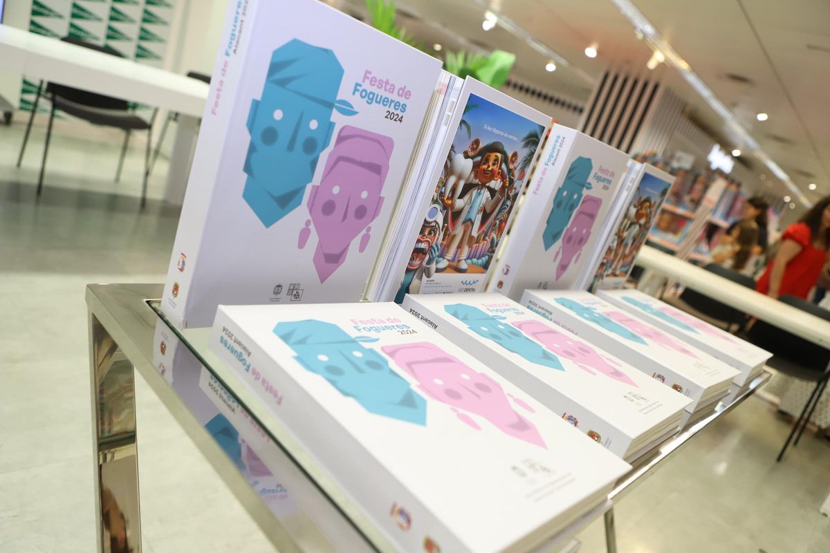 Ejemplares del libro Festa, en El Corte Inglés.