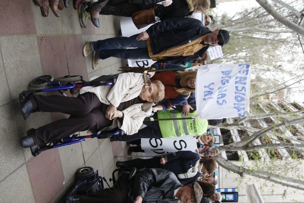 Manifestación por unas pensiones dignas en Murcia