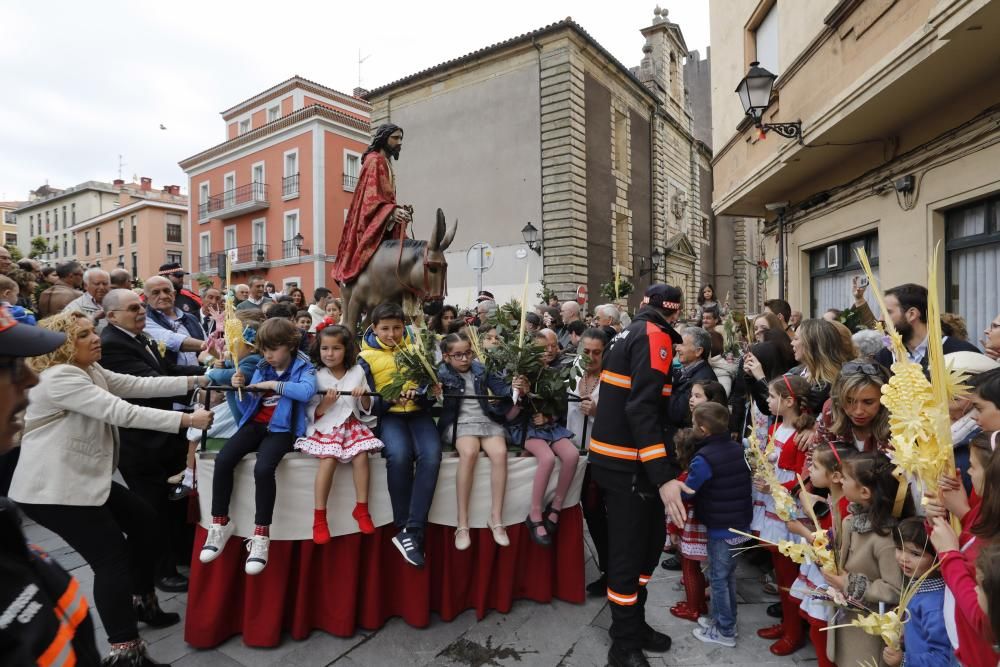 Procesión de la Borriquilla en Gijón