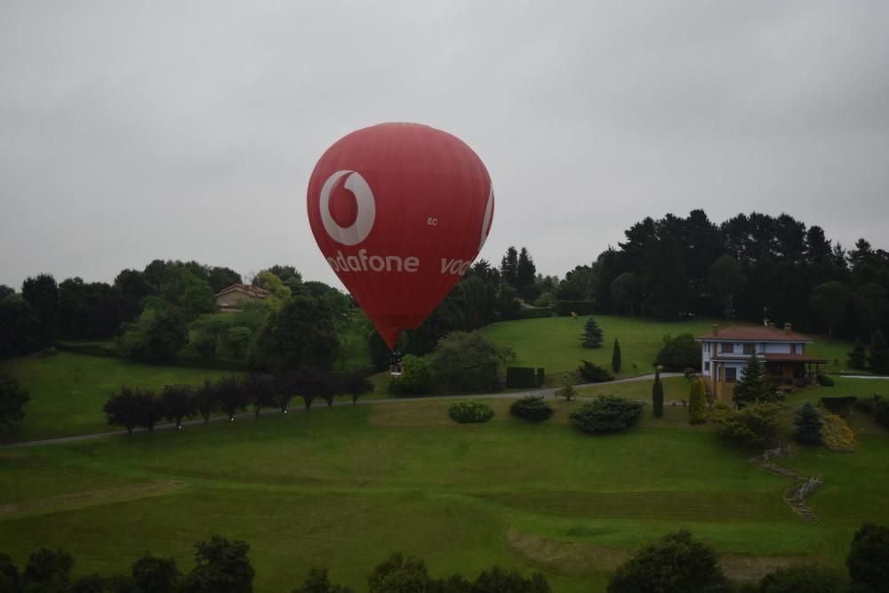 Regata de globos en Gijón