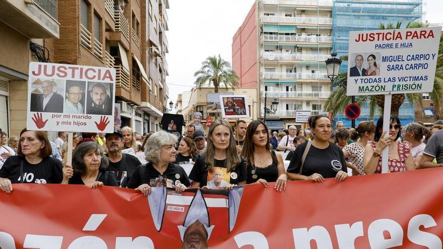 Paiporta acoge la manifestación contra el aforamiento de Mazón veinte meses después de la dana