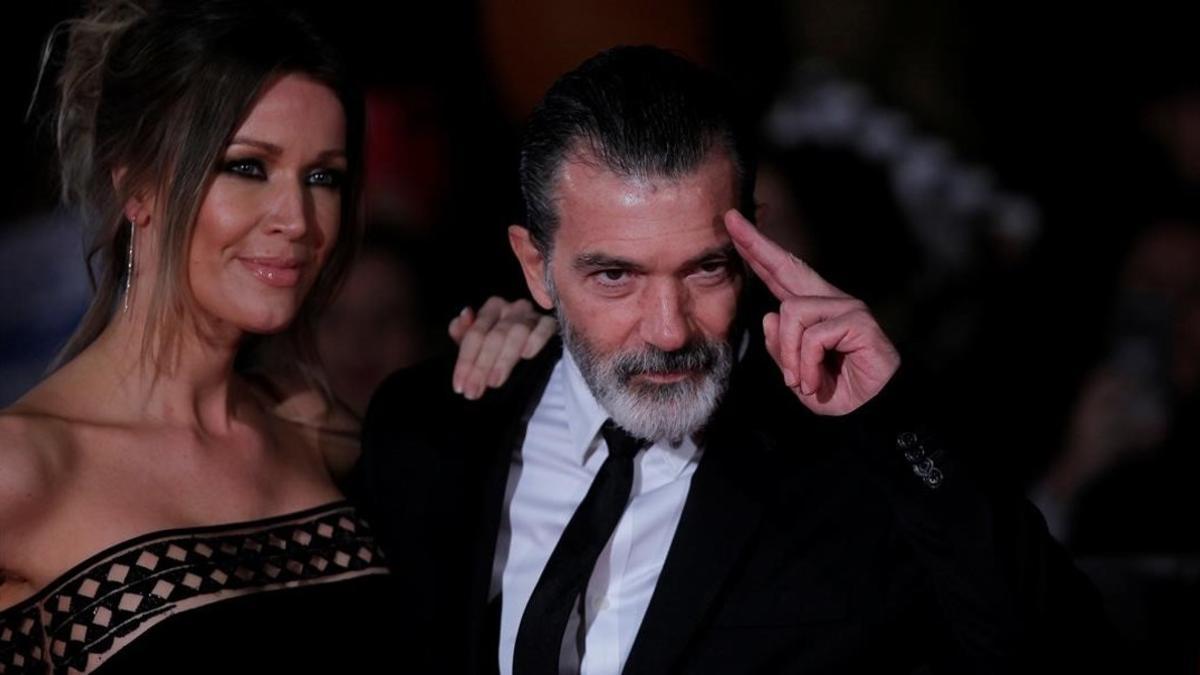lmmarco37818512 spanish actor and director antonio banderas and his girlfrie170325221049