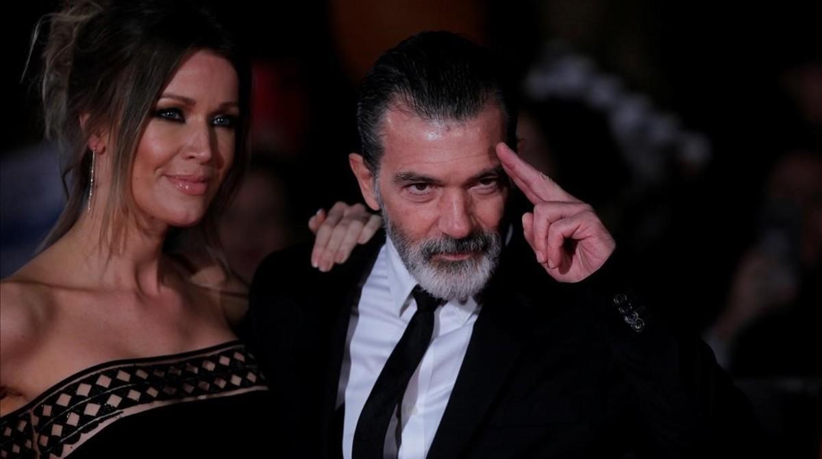 lmmarco37818512 spanish actor and director antonio banderas and his girlfrie170325221049