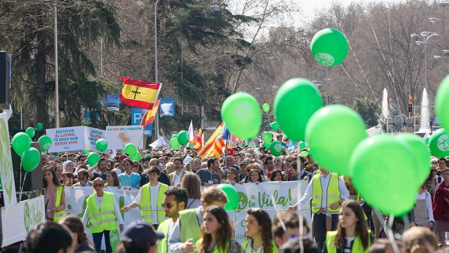 Unas 23.000 personas marchan en Madrid a favor de la vida y contra la “cultura de la muerte&quot;