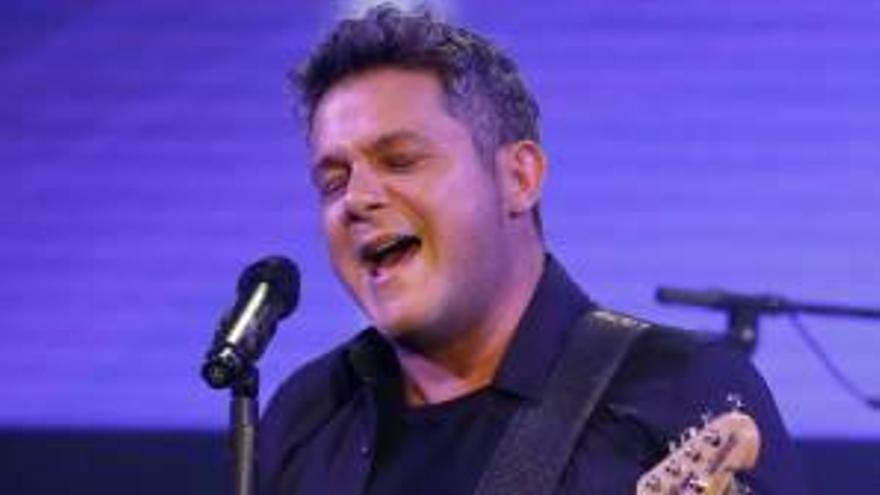 Alejandro Sanz suscita  un aplauso unánime