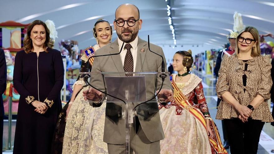 El maestro mayor del Gremio de Artistas replica a sus antecesores: "están usando datos confidenciales"