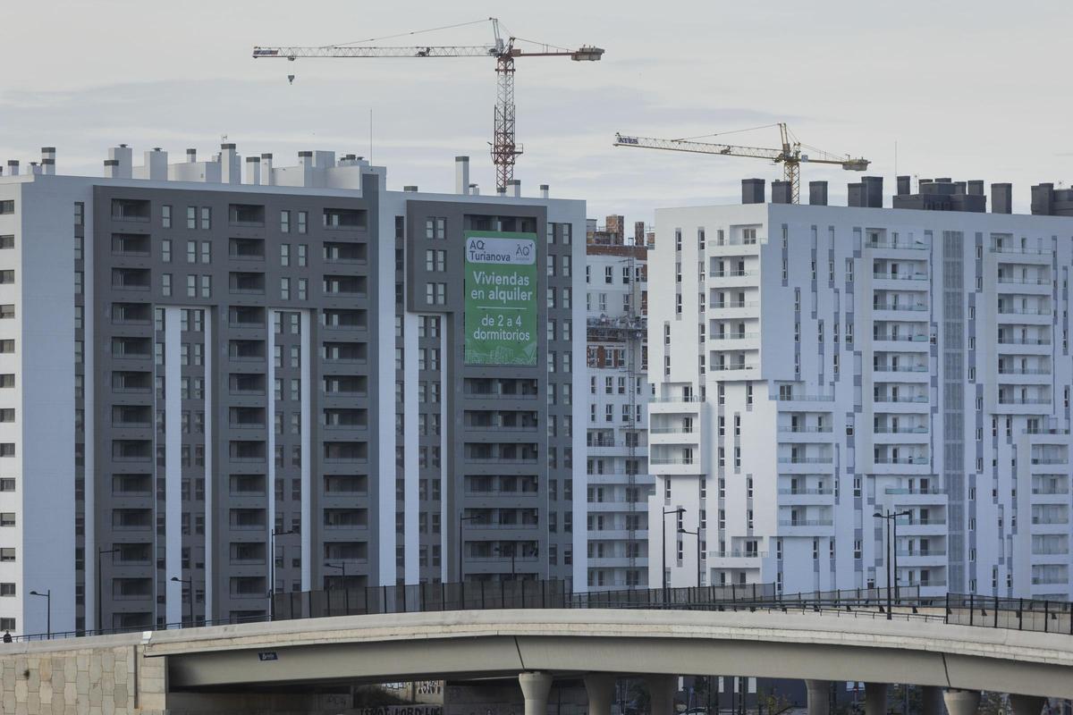 Edificios de pisos de alquiler en Turianova.