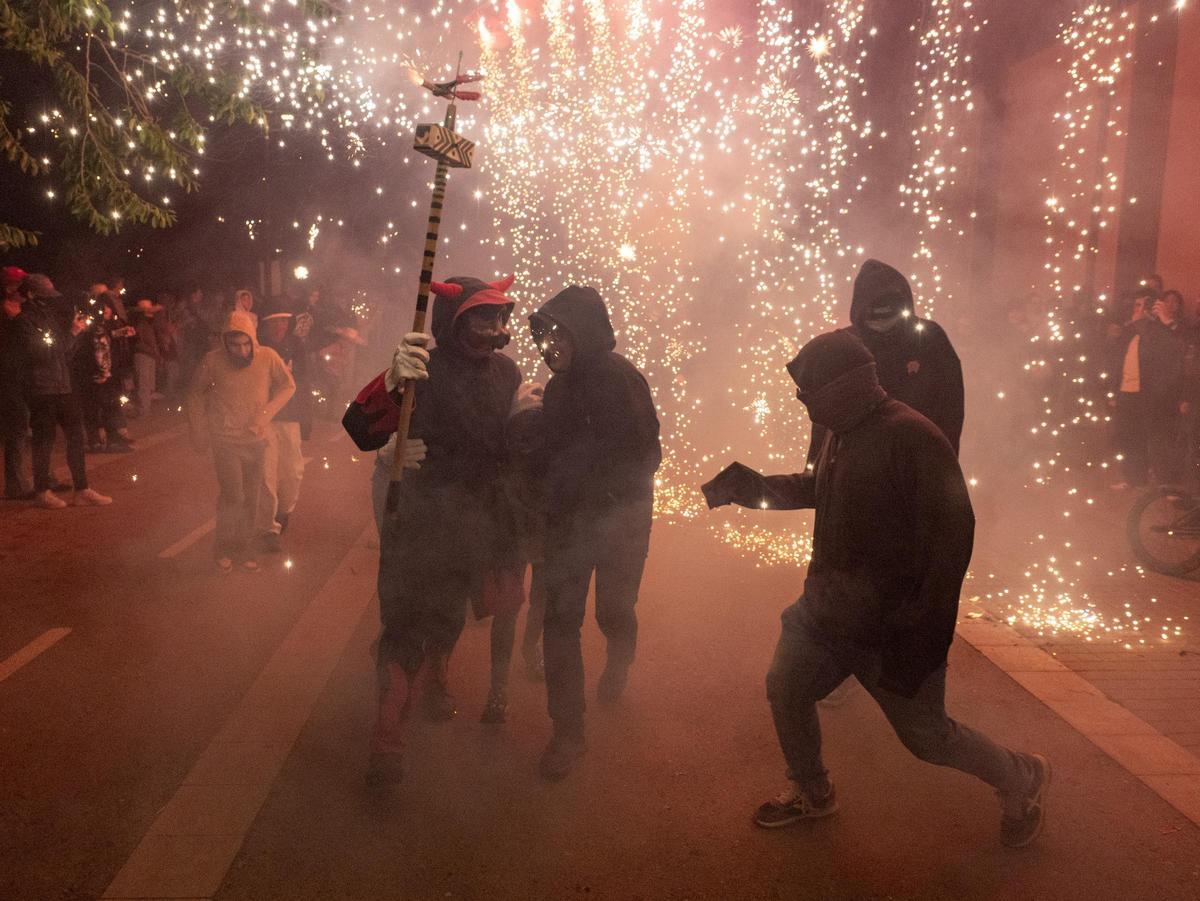 La Nit del Foc il·lumina Figueres La Nit del Foc il·lumina Figueres