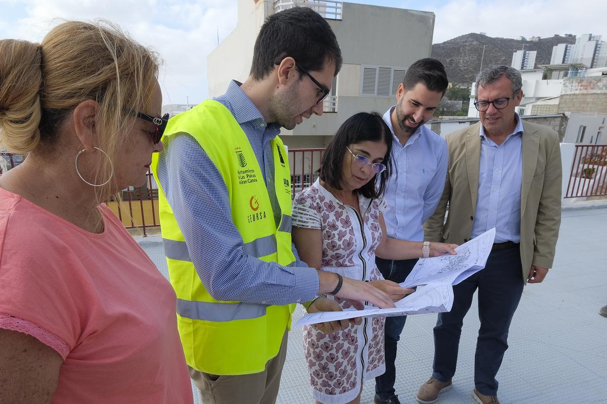 Visita institucional de Carolina Darias para supervisar unas obras