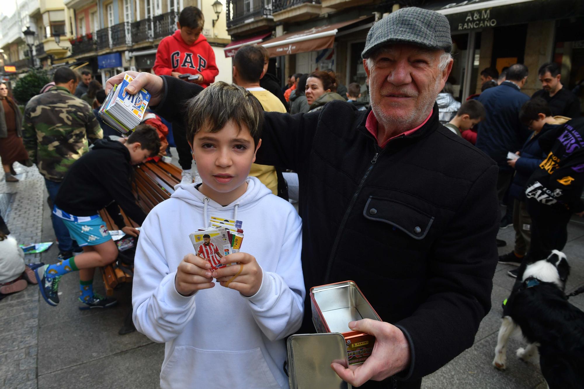 La 'fiebre' de los cromos en A Coruña