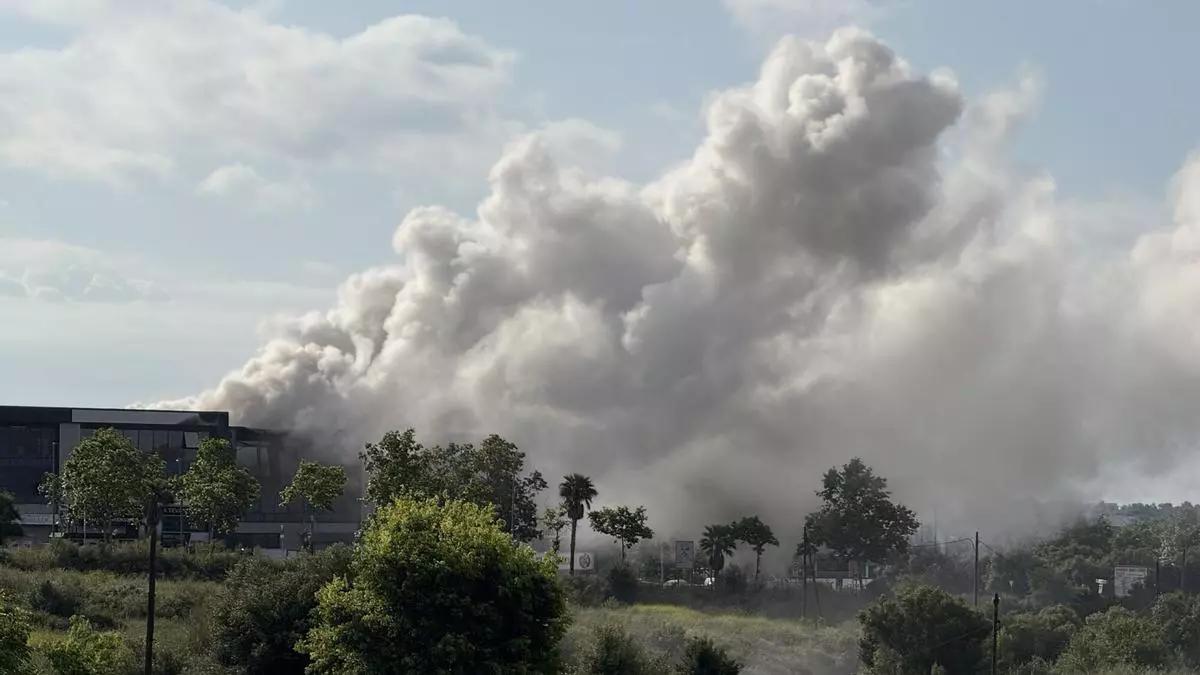 Incendio t車xico en Barcelona