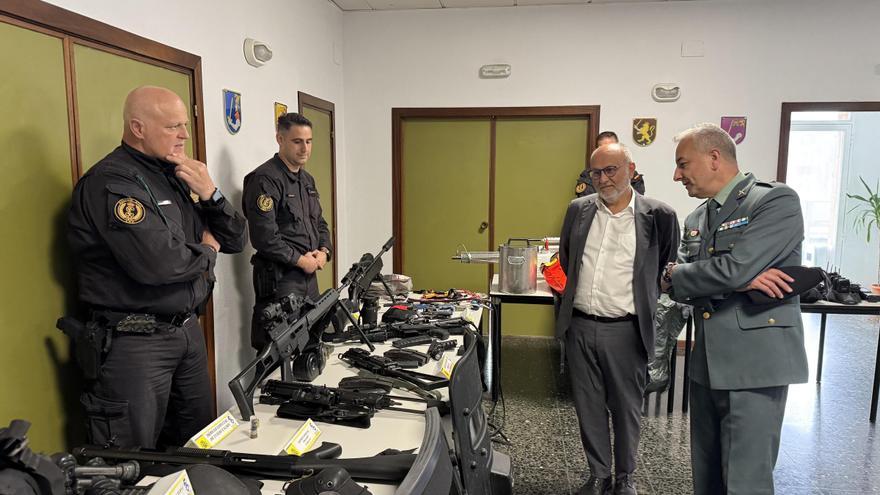 Losada carga contra el PP por su visita a Cabral y le acusa de poner en riesgo operaciones policiales: «Solo les falta invitar a Abascal»